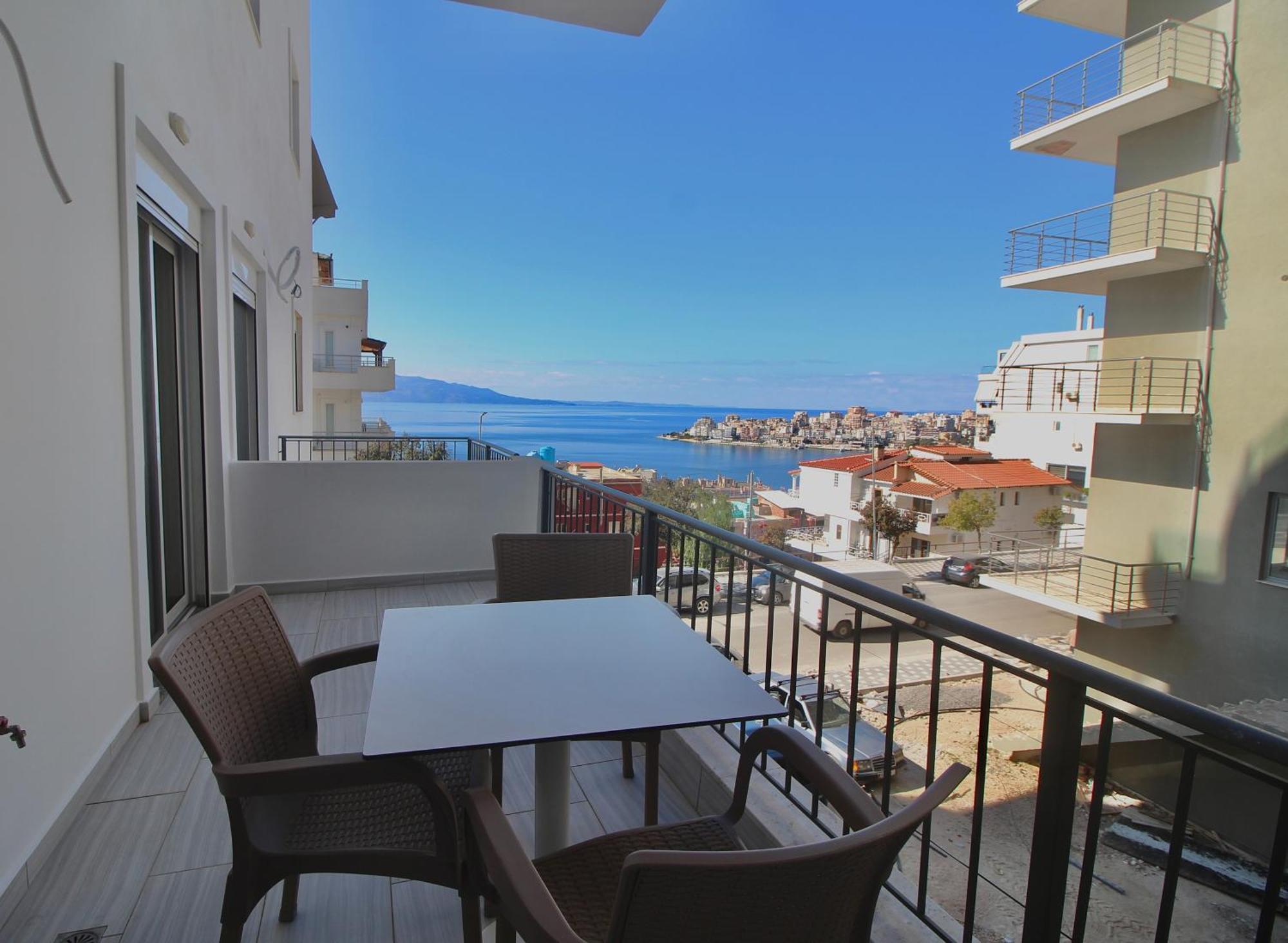 Sela Apartments ساراندا المظهر الخارجي الصورة
